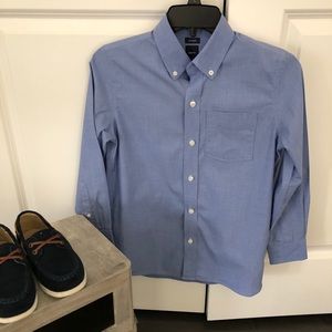 Boys GapKids non-iron dress shirt, size L